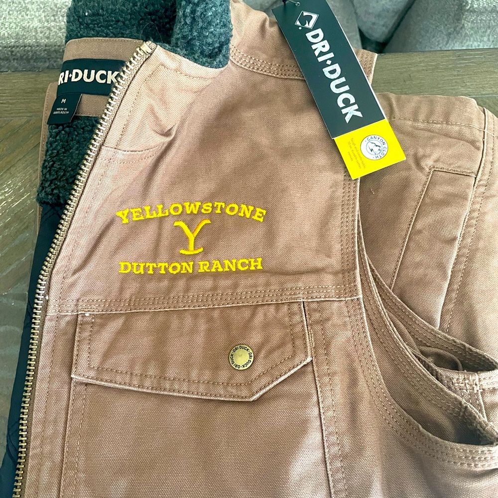 NWT Yellowstone Dutton Ranch Duck Dry Vest Mens Medium
